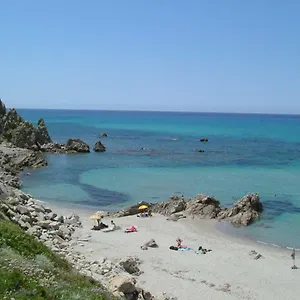 https://appartamenti-rena-majore.in-sardinia.net